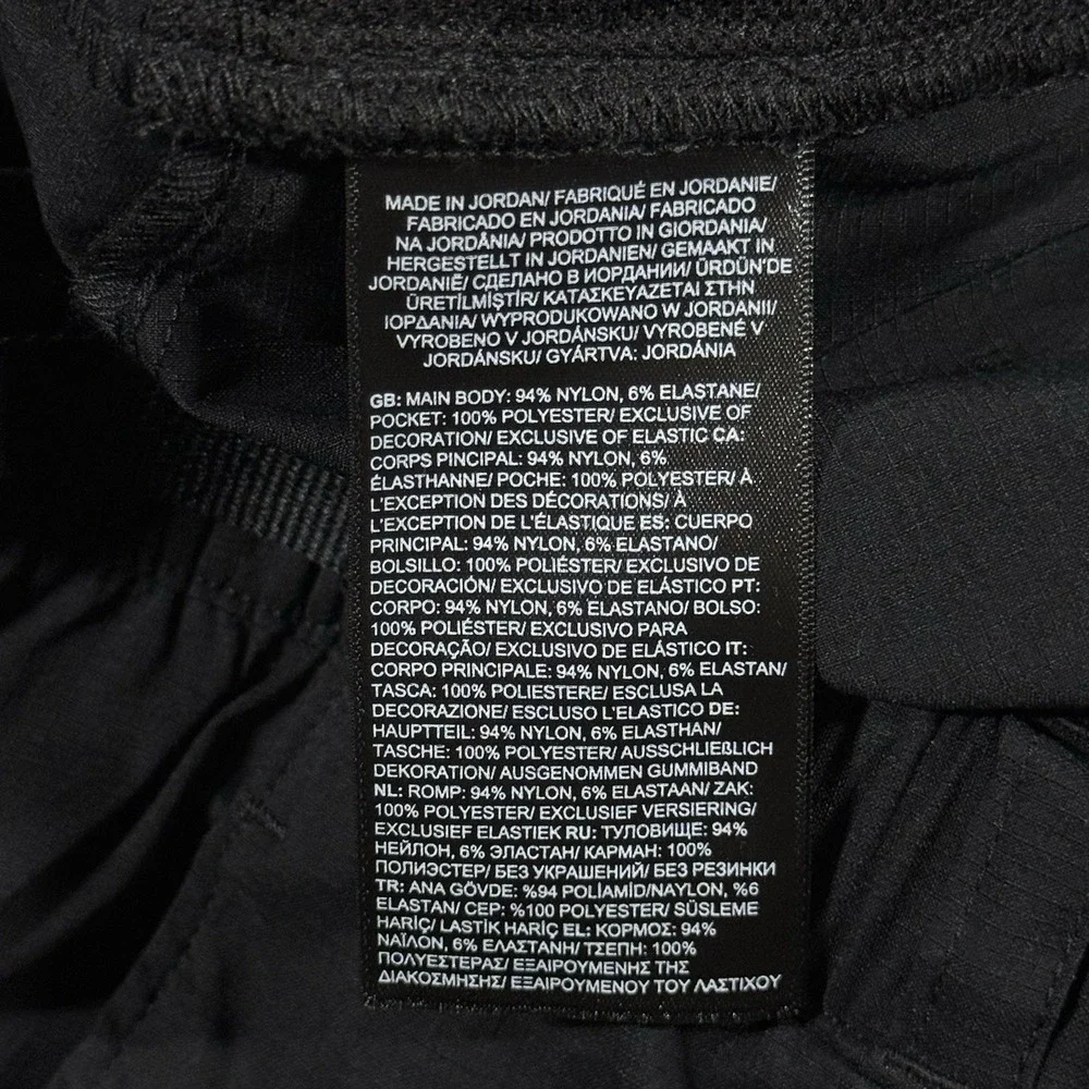 The North Face Men's Size‎ XXL Black Class V Pathfinder Belted Relaxed Shorts